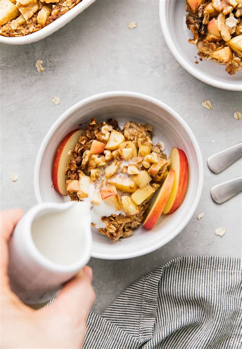 1 Bowl Apple Baked Oatmeal Healthy Easy The Simple Veganista