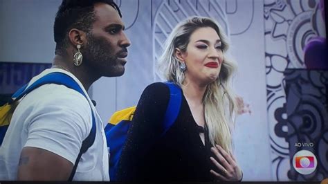 Dr Fred Nic Cio Do Bbb Foi Criado Na Igreja Rejeitado Pelos Pais Ap S Se Assumir Gay E