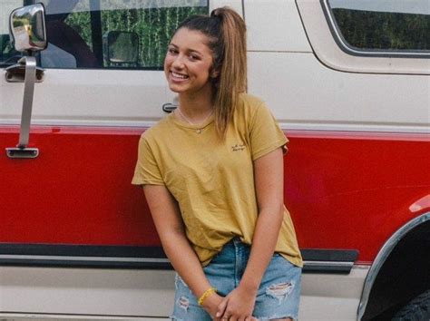 Bella Robertson Bio Age Facts About Willie Robertsons Daughter