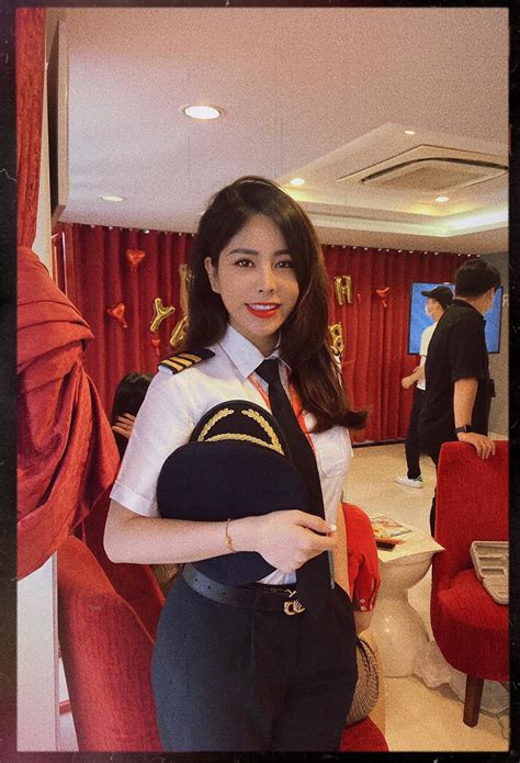 Nhan S C U G Y S T C A C Ph Xinh P Nh T Vi T Nam B O Trung Khen N C L I Hot Trend