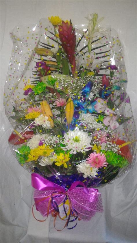 Presentation Bouquet – Nikko's Creations – Flowers For All Occasions