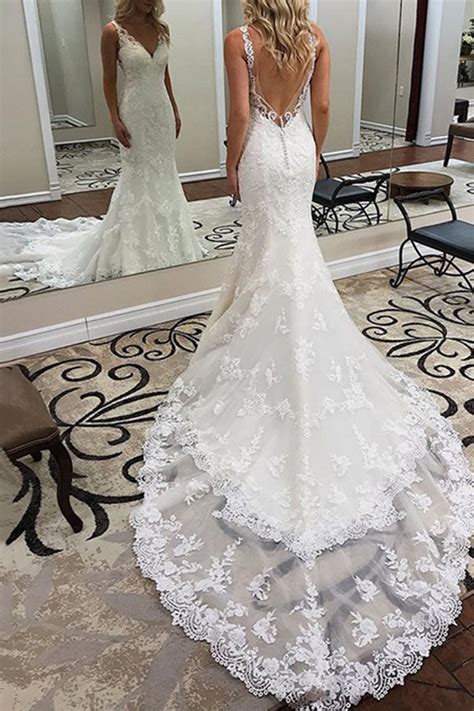 Elegant Mermaid V Neck Open Back Lace Wedding Dresses With Court Train