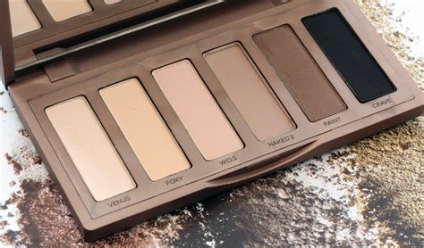 Bel Antenada Nova Paleta Naked Naked Basics