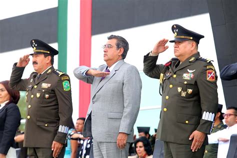 Asiste Gobernador Al Cambio De Mando En La 25 Zona Militar