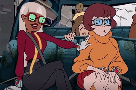 After Decades Of Hints Scooby Doos Velma Is Depicted As A Lesbian The New York Times