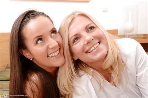 Gorgeous Daughter Fucks Mature Lesbian Aunty Part Nude Pics Xhamster