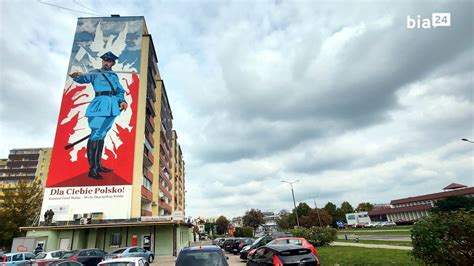 Nowy Mural Patriotyczny Bia Pl