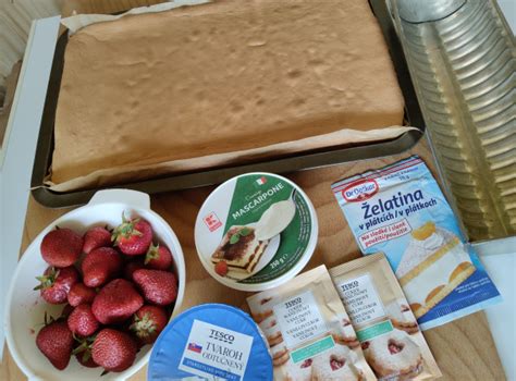 Jahodov Tunel S Tvarohom A Mascarpone Fotorecept Recept Varecha Sk