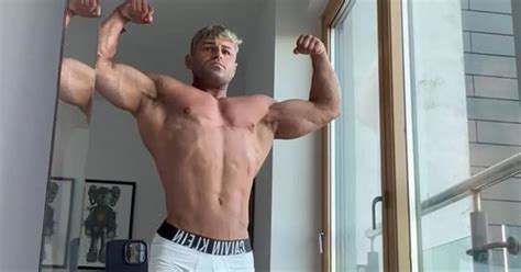 Bodybuilder Goes Viral With Epic Cheat Day Demolishing Calories