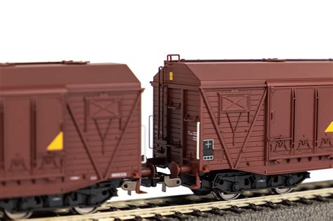 2er Set gedeckter Güterwagen 401Ka PKP IV Modelleisenbahn kaufen PIKO