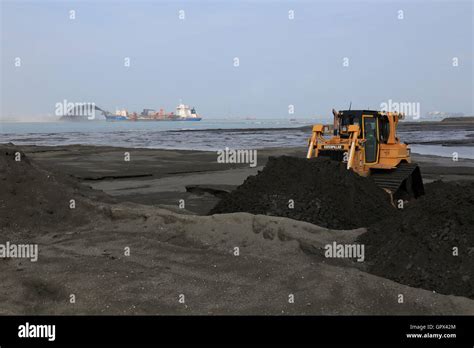 Tolva de succión fotografías e imágenes de alta resolución Alamy