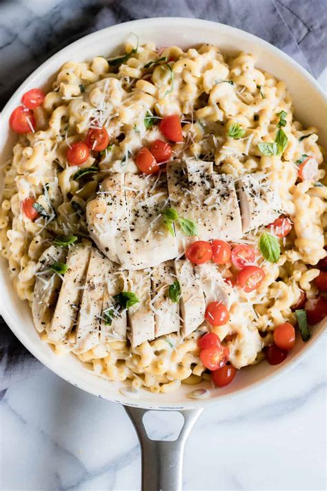 Chicken Caprese Macaroni And Cheese The Recipe Critic