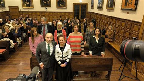 La Universidad De Oviedo Conmemora El Día Internacional De La Mujer