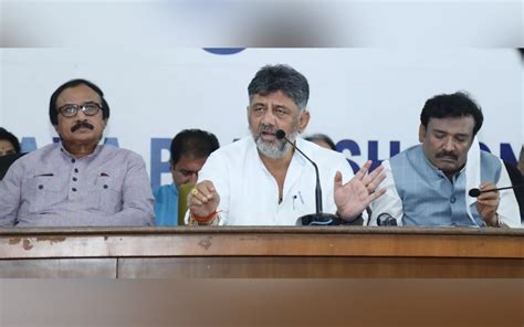 Dec Convention In Hassan Will Be Under Cong Banner Says Dk Shivakumar