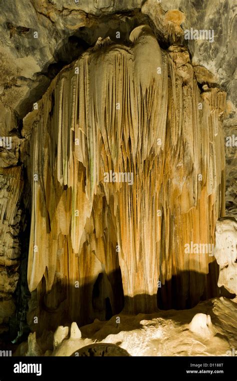 Stalactites And Stalagmites In The Cango Caves Oudtshoorn Western