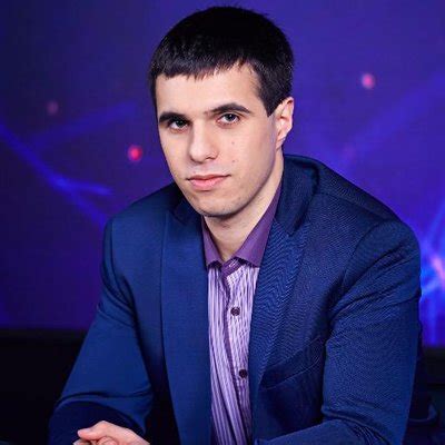 VeRsuta on Twitter: "В 2011 твитчи, когда вводили функцию сабок ...