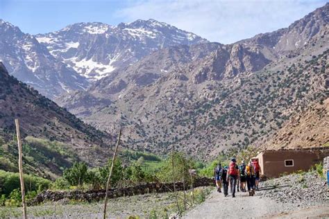 L ascension du Mont Toubkal Randonnée de 3 jours au départ de