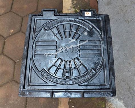 Manhole Cover Trotoar Drainase Kabupaten Nganjuk Maria Infiniferro Utility Covers Cover