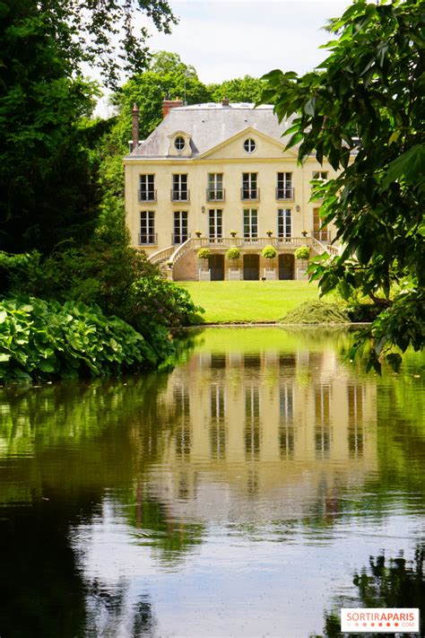 Arboretum De La Vall E Aux Loups Une Chapp E Francilienne Parmi Des