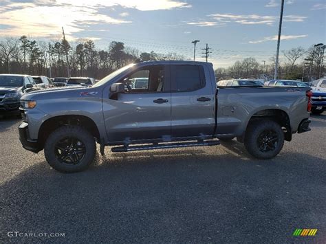 2019 Shadow Gray Metallic Chevrolet Silverado 1500 Custom Z71 Trail Boss Double Cab 4wd