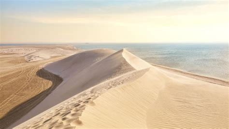 El Espectacular Enclave Natural De Qatar Donde El Mar Se Adentra En El