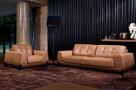 Give Your Room A Luxurious Makeover With Stunning Leather Furniture Hof India