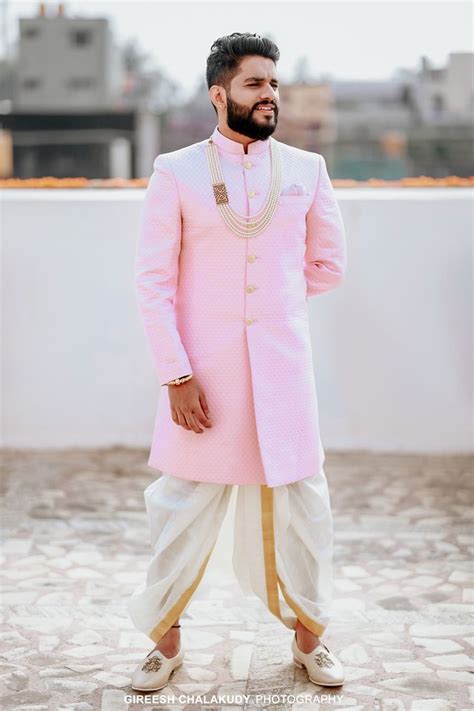 Men S Sherwani And Kacche Panche