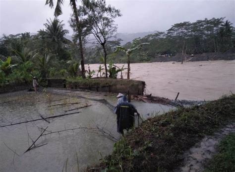 Bencana Banjir Hingga Tanah Longsor Melanda Kabupaten Kuningan