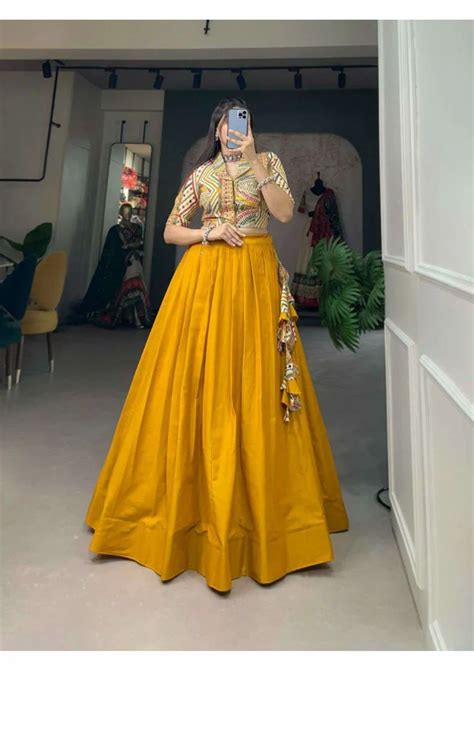 Haldi Special Yellow Color Cotton Plain Choli With Printed Blouse For