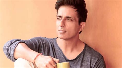 Sonu Sood Announces Scholarships For Students In His Mother S Name