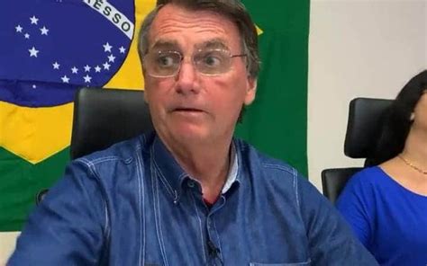 Pai que demitiu filha por falar mal de Bolsonaro terá que pagar R 20