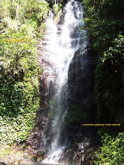 Dlundung Waterfall Mojokerto Tourism