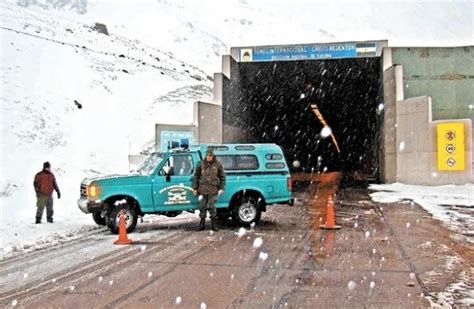 Cerraron el paso a Chile por un temporal en Alta Montaña