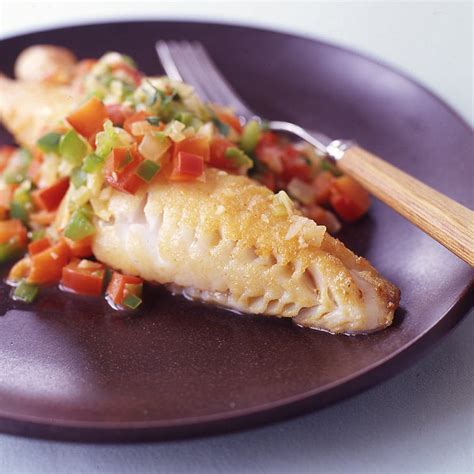 Red Snapper With Spanish Sofrito Sauce Recipes Ww Usa