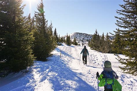 Auf Der Rax Winterwandern Mit Schneeschuhen Kindern