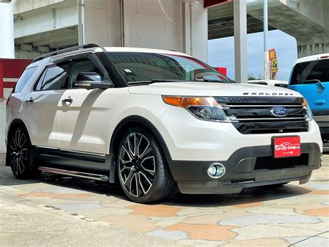 Ford Explorer Xlt M Suv