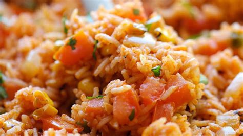 Jollof Rice: Easy and Flavorful Rice Recipe - FoodNerdy Recipes ...