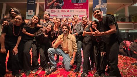 Kartik Aaryan S Bhool Bhulaiyaa 3 Title Track Tour Takes Indore By