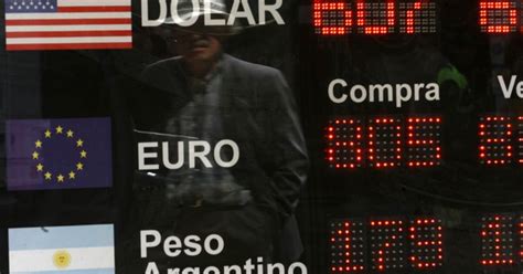 Monedas y bolsas de América Latina cierran dispar por aversión al riesgo ante tensión entre