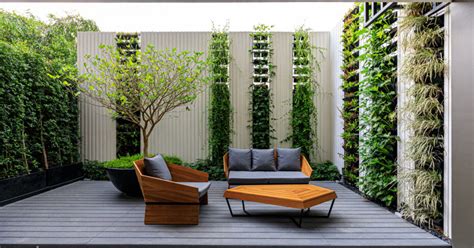 Small Space Vegetable Garden: A Recipe For Success! | Succulents and ...