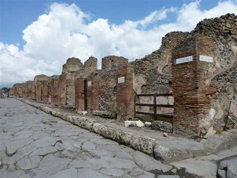 Via Stabiana East Side Pompeii December Ix And On