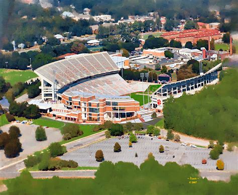 This guide explains why the clemson stadium is called death valley