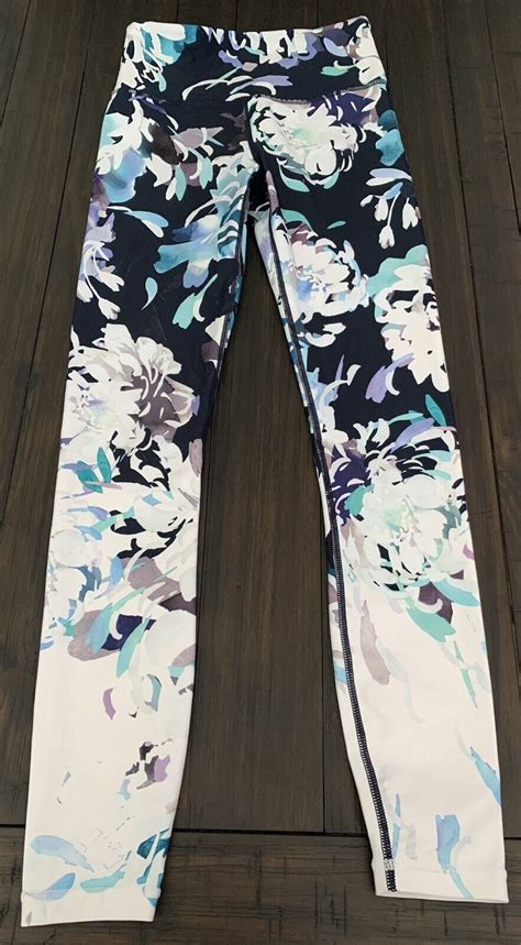 Athleta Elation Blossom Tight In Powervita Navy Floral Xxs