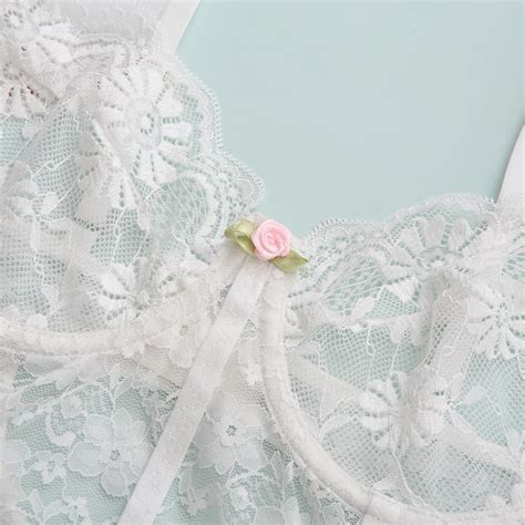Wholesale Wholesale White Lace Ruffled Bridal Lingerie Set Best Sexy Lingerie Supplier