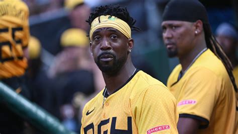 Pittsburgh Pirates Andrew Mccutchen Joins Elite Group Yardbarker