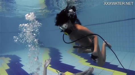 Hottest Underwater Chicks Adeline Gauthier Is Casting Pussy Juicy