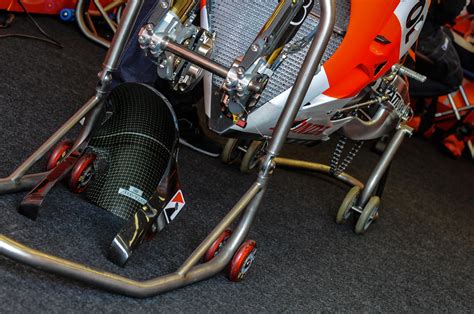 Up Close With The Honda Rc V Asphalt Rubber