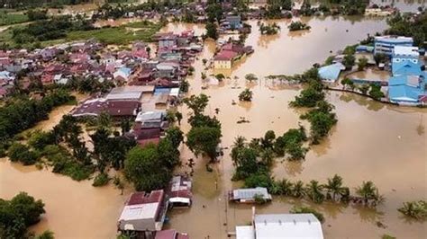 Longsor Dan Banjir Bandang Di Sumbar 30 Orang Tewas Dan 6 Hilang