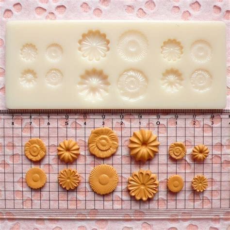 Biscuit Flower Cookie Mold 9 17mm Kawaii Deco By Miniaturesweet