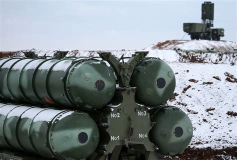 Северный флот в Арктике вооружили зенитными ракетными комплексами С-400